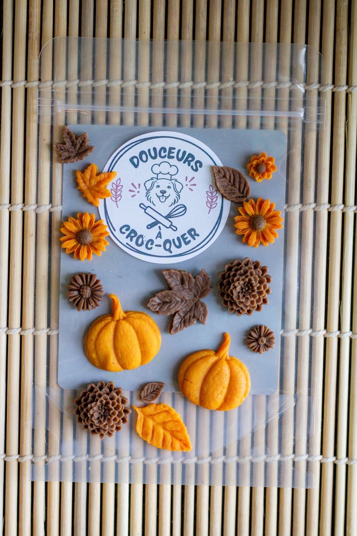 Kit Croc-Bê : bouchées au lait de chèvre en forme de citrouilles, de tournesols et de feuilles d'érable